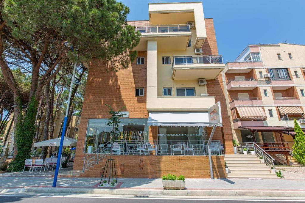Intea Hotel Golem  Exterior foto